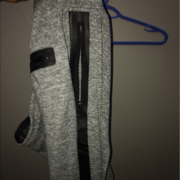 urban activewear sweatpants - Picture 3 of 4